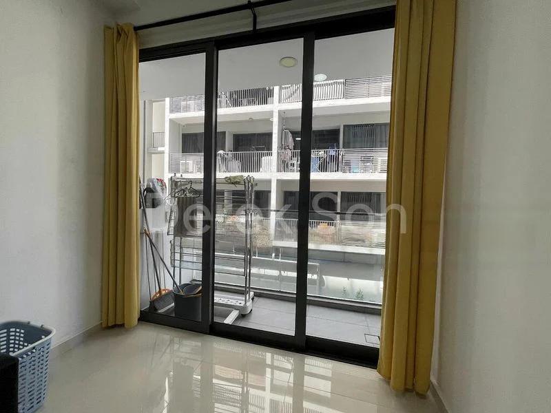 1 Bed Condo for Rent in  Loft 33 - Image 2